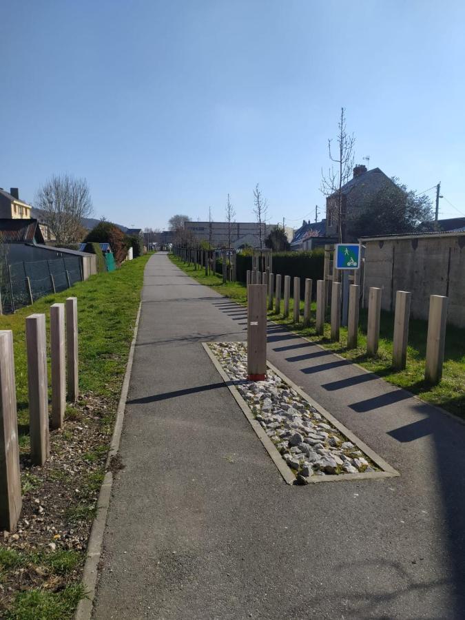 Le Nid Colas cour au sud vélos a dispo Fécamp Exterior foto